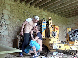 Jess Fucked In Snekaer By John Outdoor - FrenchFuckers