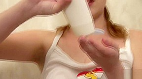 Jessica enjoys masturbating in the shower