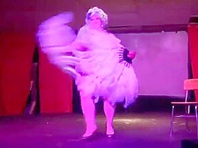 Jezebel Express Zaftig Follies - Burlesque