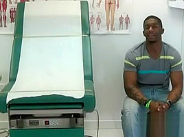 Jock Physiical Ashton Jerrold Knows His Way Around [foot]Balls and Gyms