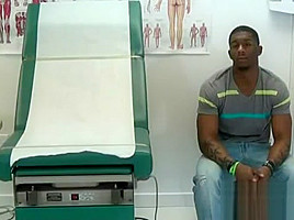 Jock Physiical Ashton Jerrold Knows His Way Around [foot]Balls and Gyms