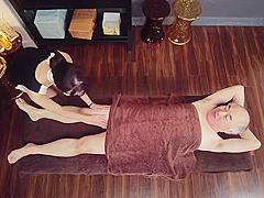 Juq-376 A Married Esthetician Who Was Exposed To Middle