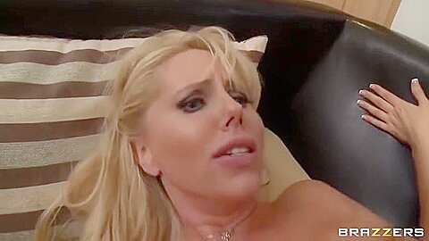 Karen Fisher - Size Matters