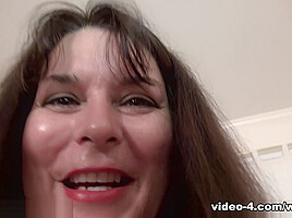 Kelly Lima strips and masturbates on her chair