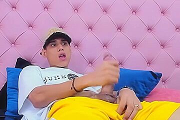 Kevin And Marlon - Latino Boys From Colombia Have Sex