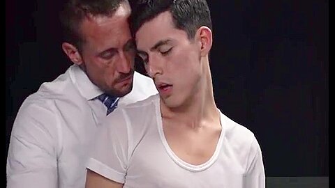 Kinky mormon jizzed after bareback