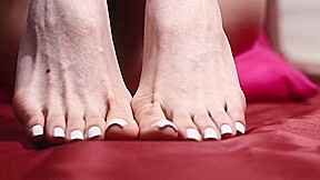 Kira Loster - Kisses And Licks Her Feet Mouth/foot Fetish