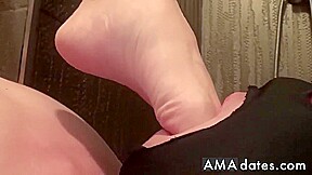 Korea Foot Goddess - Cruel Foot Water