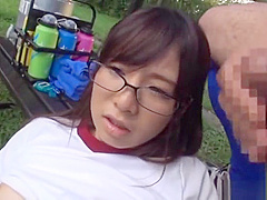 Kumakura Shouko enjoys a wild outdoor gangbang