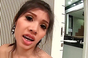 Ladyboy Mac Dickgirl Dong Play