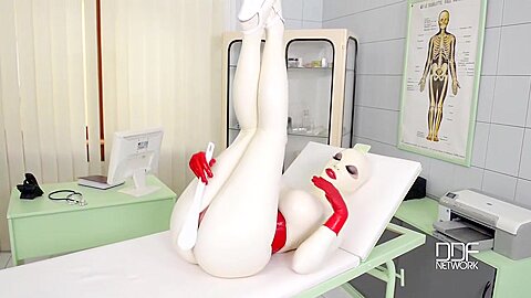 Latex Sex Goddesss Self-spanking And Masturbation Solo With Latex Lucy