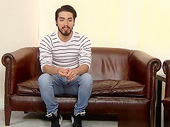 Latino twink Alexis Belfort jacks off his pecker solo