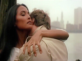 Laura Gemser - Emanuelle And The Last Cannibals (1977) - 2