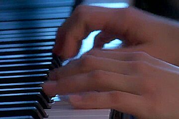 Leggy Gracie Glam gets banged beside the piano