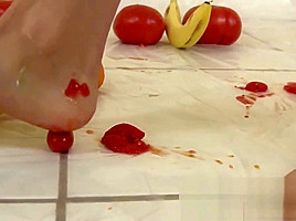 Lelu Love-Naked Femdom Food Crushing 1of3