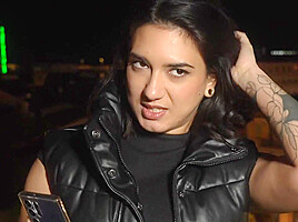 Lena, 25, has a sparkling sexuality!