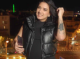 Lena, 25, has a sparkling sexuality!