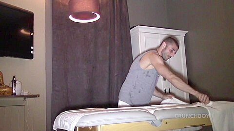 Leo Creampied Byt He Straight Massage Boy - StraightBoysFuckGay