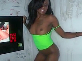 Lexxi Deep Shows Pink At The Glory Hole