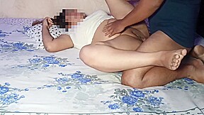 Li Ya In Devar Ne Bhabi Ke Sath Kar Diya Kand Pear Daba Ke Chod