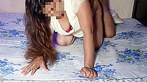 Li Ya In Devar Ne Bhabi Ke Sath Kar Diya Kand Pear Daba Ke Chod