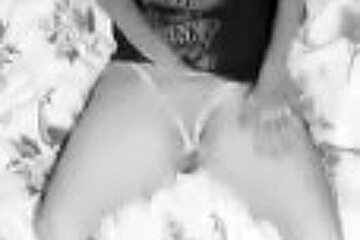 Looking down on this girl working her pussy to orgasm