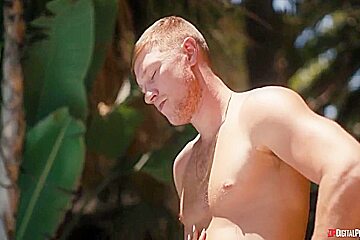 Luna Star And Kenna James In And Horny 3some Sex