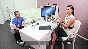 MILF left unsatisfied with casting and wants camerman's cum