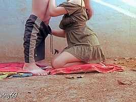 Maagang Kantutan Ni Misis At Kumpare - Cheating Pinay Outdoor Sex