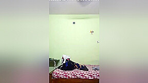 Mallu Bhabhi Shows Her Boobs