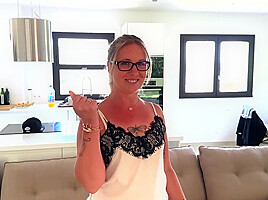 Marie, 35, beautician in Avignon!
