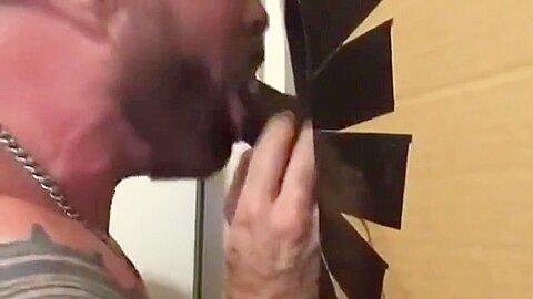 Married Black Dudes Use DL Philly Gloryhole