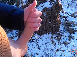Massive Ejaculation In The Cold Air - No Worries About Winter!