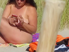 Massive beach tits