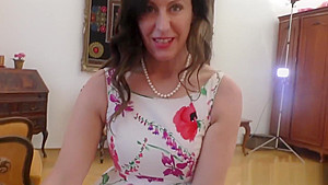 Masturbating Heeled teenager 18+