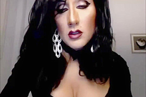 Mature Transsexual Slut Jerking Off On Cam