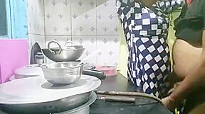 Mauritian Indian Girl Get Fucked In Kitchen