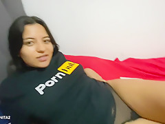 Mi Amiga Gime Muy Fuerte En Mi Casa