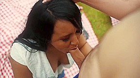 Mi Esposo Me Llevo Al Patio A Un Picnic Y Termino Comiendose Mi Gran Trasero With Sexo Duro
