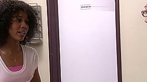 Misty Stone enjoys fingerfuck in the examination room