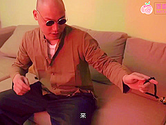 Model - Fake Monk Luring The Hot Asian Bitch To With Him Lol