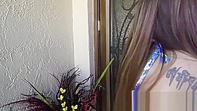 Mofos - Pornstar Vote - Dani Daniels Gets a Creampie starrin