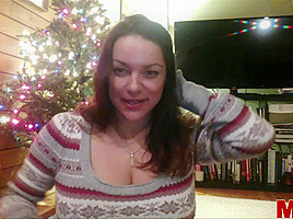 Monica Mendez - Christmas Sweater Webcam 1