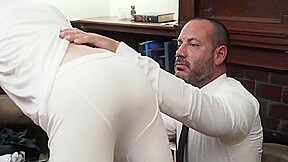 Mormon Hunk Barebacking Bottom