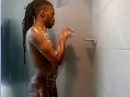 MrShellyP'z Solo Massage Shower