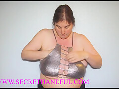 Mrs Huge Aunty Sucking Nipples - SecretHandful