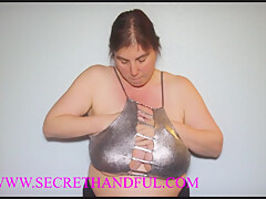 Mrs Huge Aunty Sucking Nipples - SecretHandful