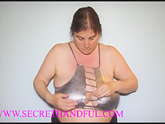 Mrs Huge Aunty Sucking Nipples - SecretHandful