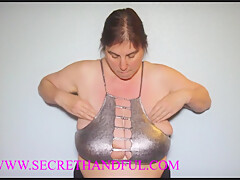 Mrs Huge Aunty Sucking Nipples - SecretHandful