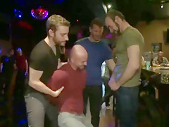 Muscle gay bound with cumshot